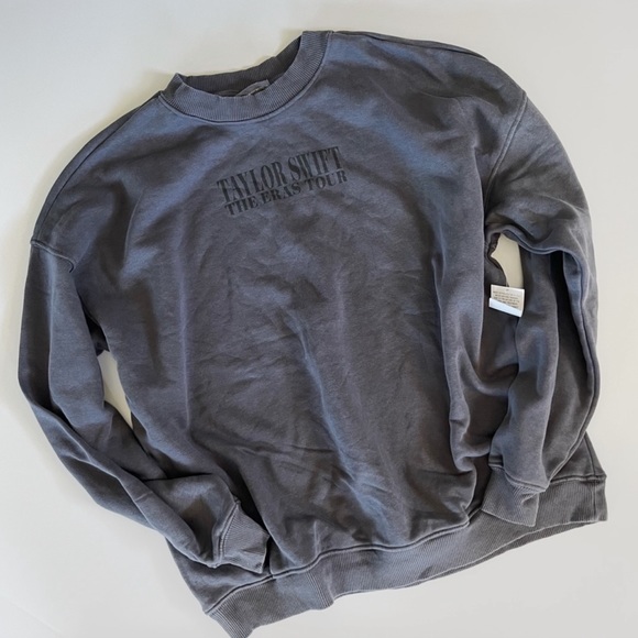 Official Taylor Swift Eras Tour Blue Crewneck Sweatshirt Size Small NWT Merch - Picture 2 of 6